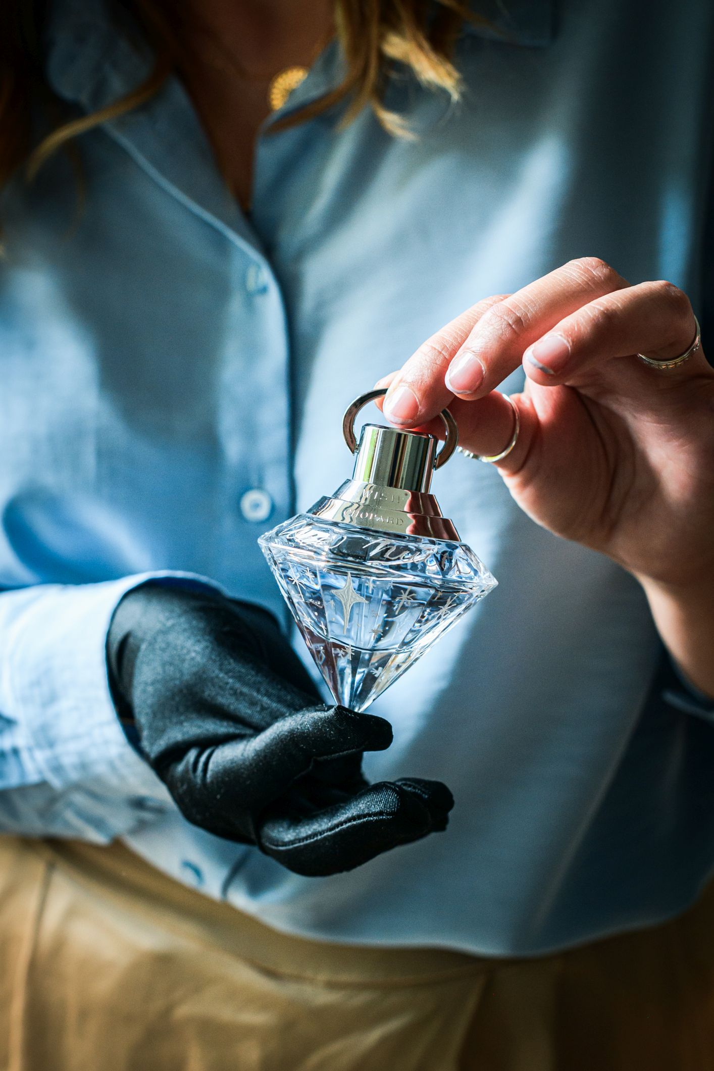 Sanda Letter_Engraver & Calligrapher in Switzerland_ENGRAVING_Perfume