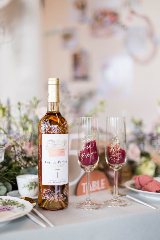 Sanda Letter_Engraver & Calligrapher in Switzerland_Engraving_Glasses & Bottle_PeaceLoveLeigh-7792