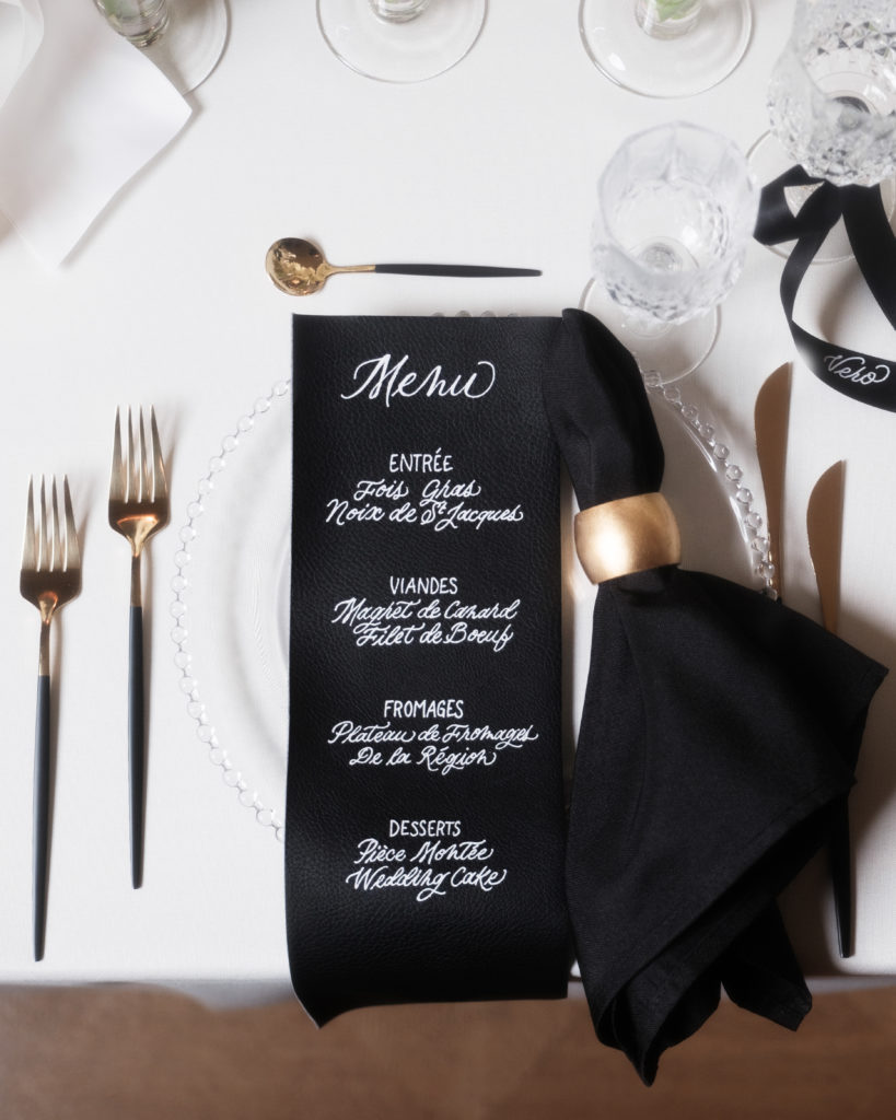 Sanda Letter_Engraver & Calligrapher in Switzerland_HOT FOIL_Leather menu