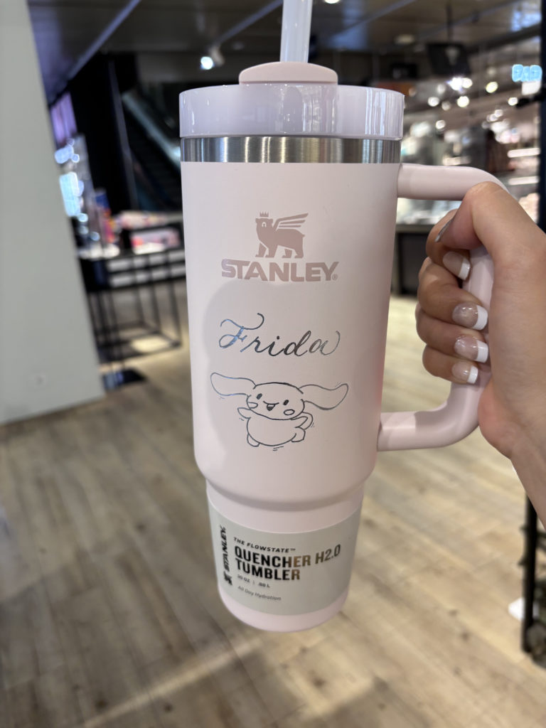 Sanda Letter engraving and calligraphy in Switzerland - engraving - thumbler manga